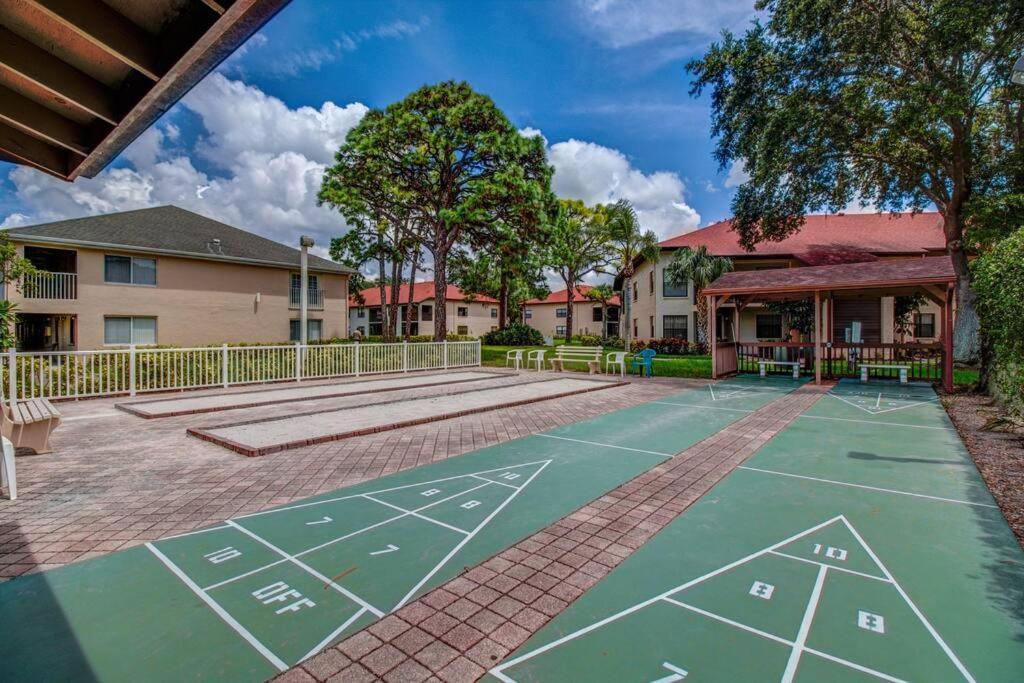 Minutes To Anna Maria Island Apartman Bradenton Kültér fotó
