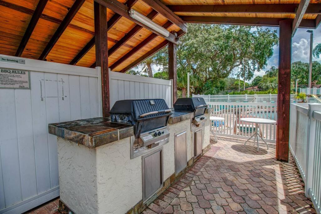 Minutes To Anna Maria Island Apartman Bradenton Kültér fotó