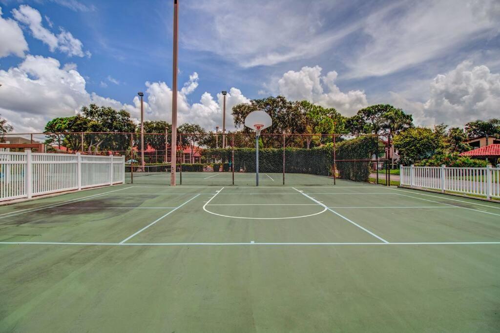 Minutes To Anna Maria Island Apartman Bradenton Kültér fotó